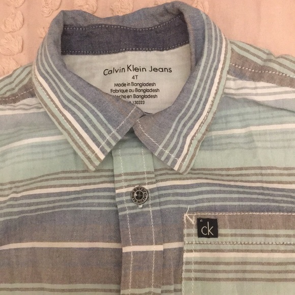 Button up shirt - Picture 2 of 4